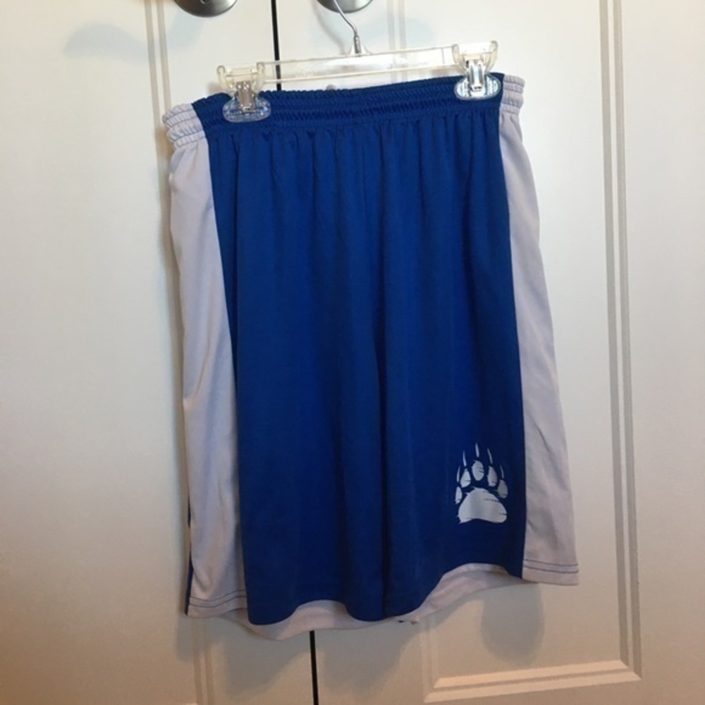 Bennington Badger’s youth size large reversible basketball shorts